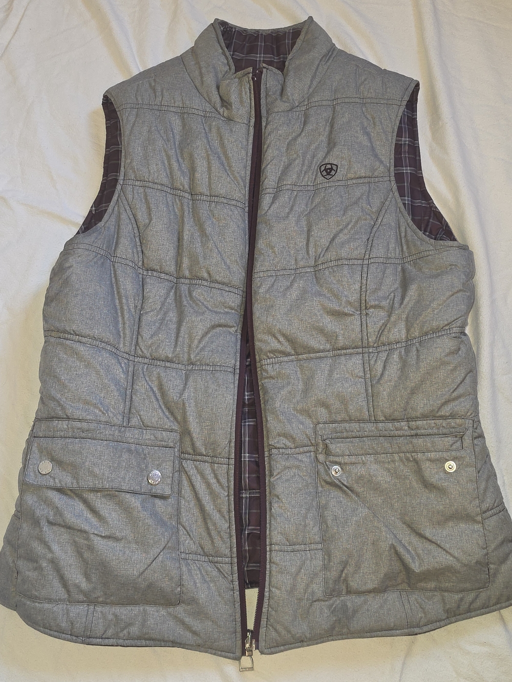 Quilted Sleeveless Vest — Gray with Plaid Lining